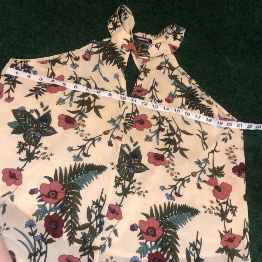 Hommage from Los Angeles Floral Trapeze Sleeveless Top - Picture 11 of 12